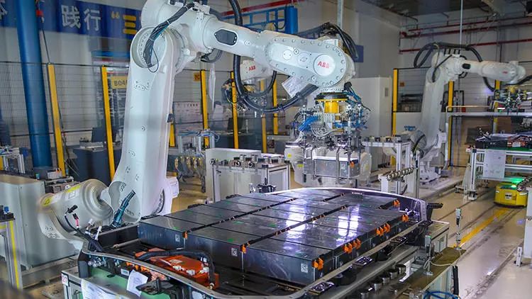 新型电动汽车冬季用柴油取暖,柴油车冬季燃油加热黑科技