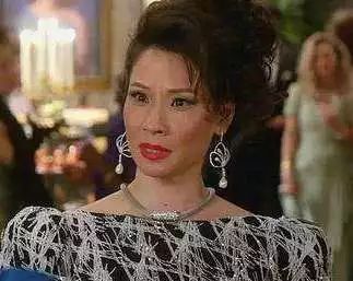 五官扁平怎么画出混血的感觉,菱形脸混血妆容教程