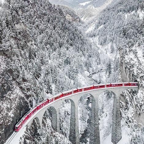 无人机怪异视频,无人机拍到的怪异视频