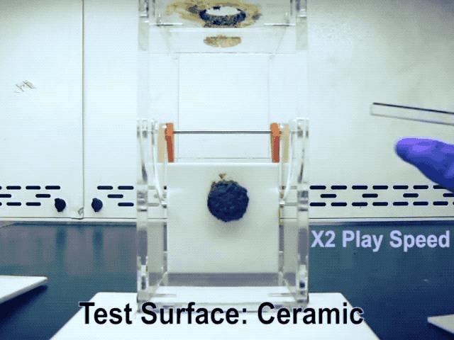 冲完厕所还粘马桶怎么办,上厕所排便粘马桶冲不下去