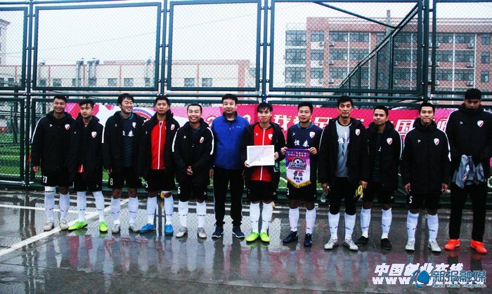 青岛通济实验学校获2019“我爱足球”中国民间争霸赛小组冠军