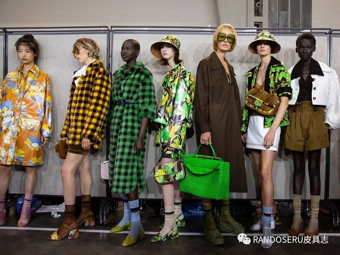 看完2020大牌新包，我的买包清单有几米长了…