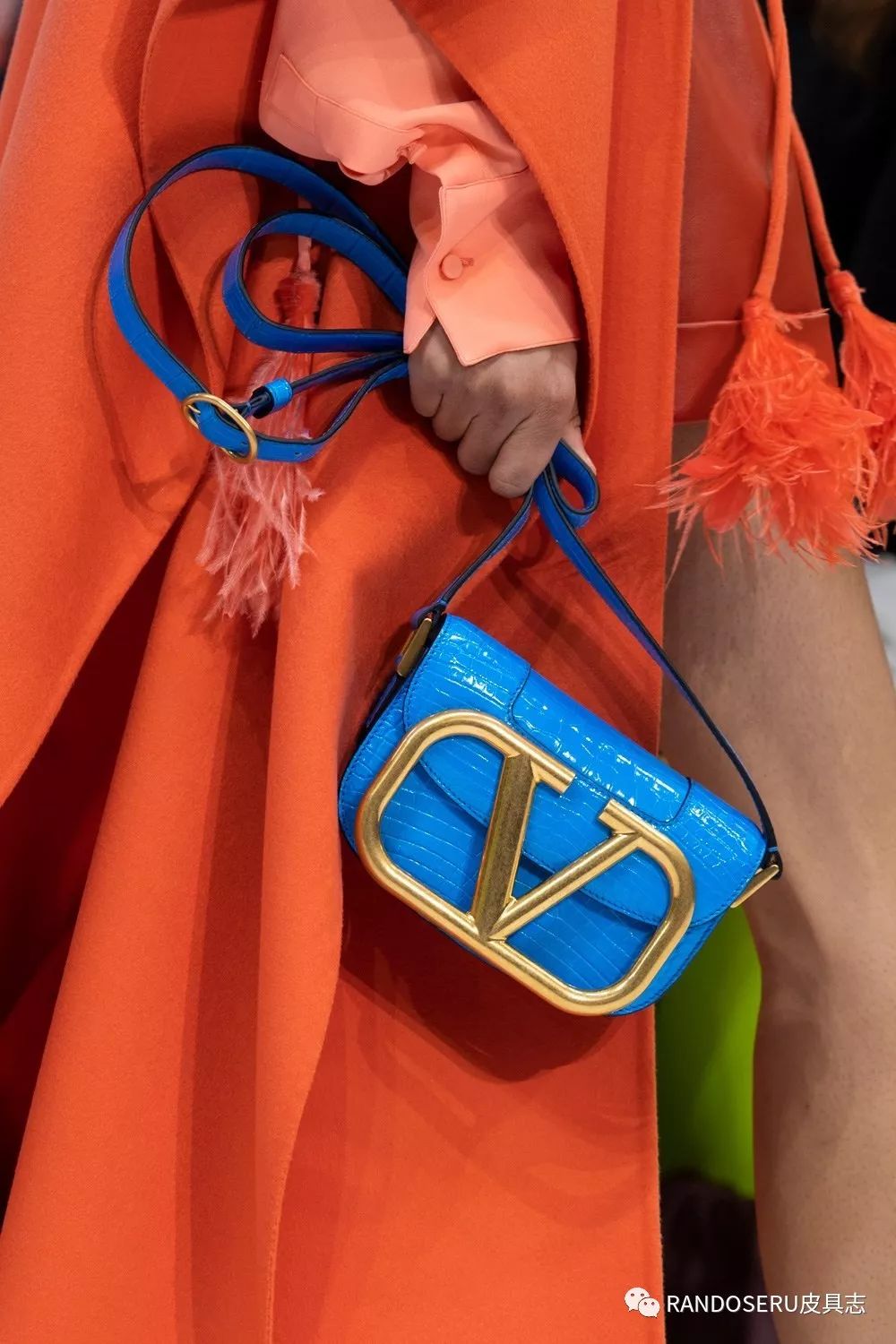 看完2020大牌新包，我的买包清单有几米长了…