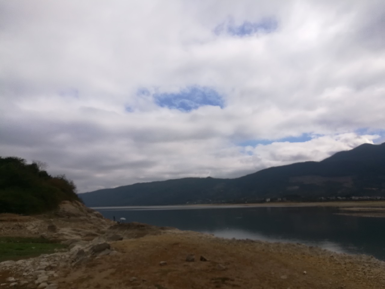 不钓鱼全是烦恼,不钓鱼心里没味道