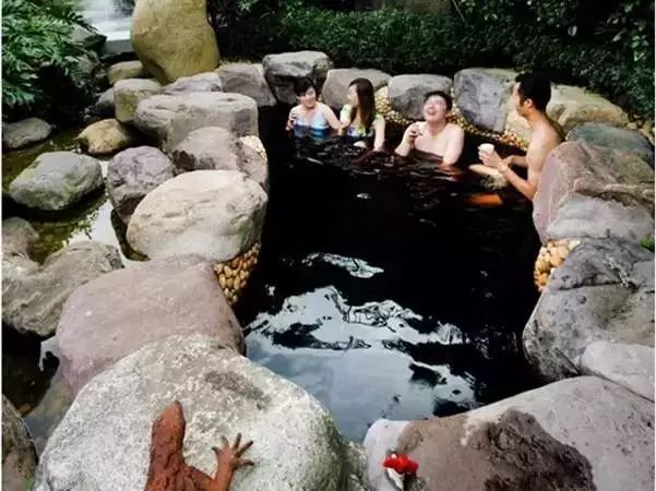 冷空气来袭适合泡温泉,今日头条冷空气预报