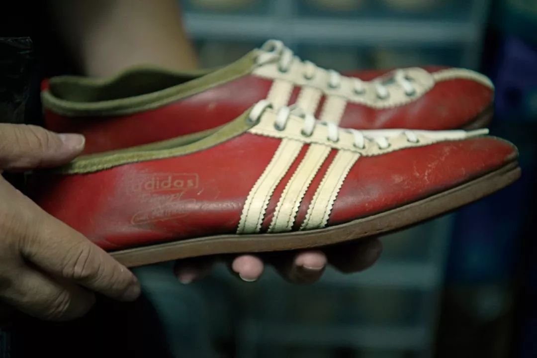 球鞋收藏家介绍球鞋背后的故事,球鞋爱好者的收藏与经历