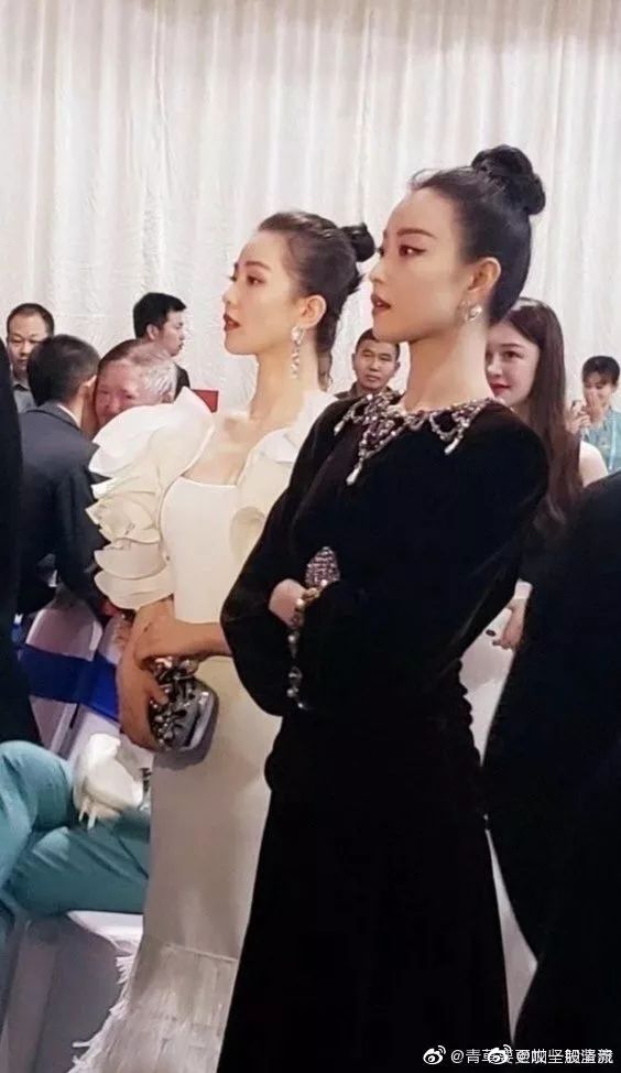 女明星和女明星同框颜值大对比,女明星红毯合照比美