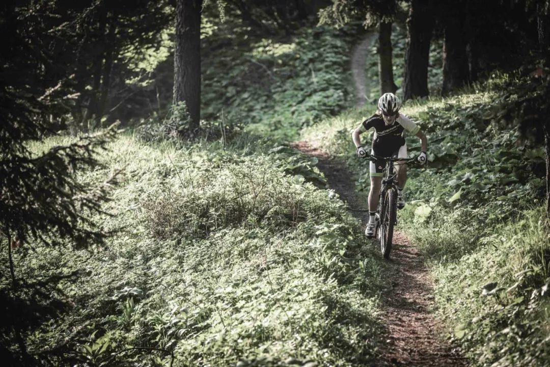 姐妹们看过来！运动Bra最全指南！到底你该如何选购