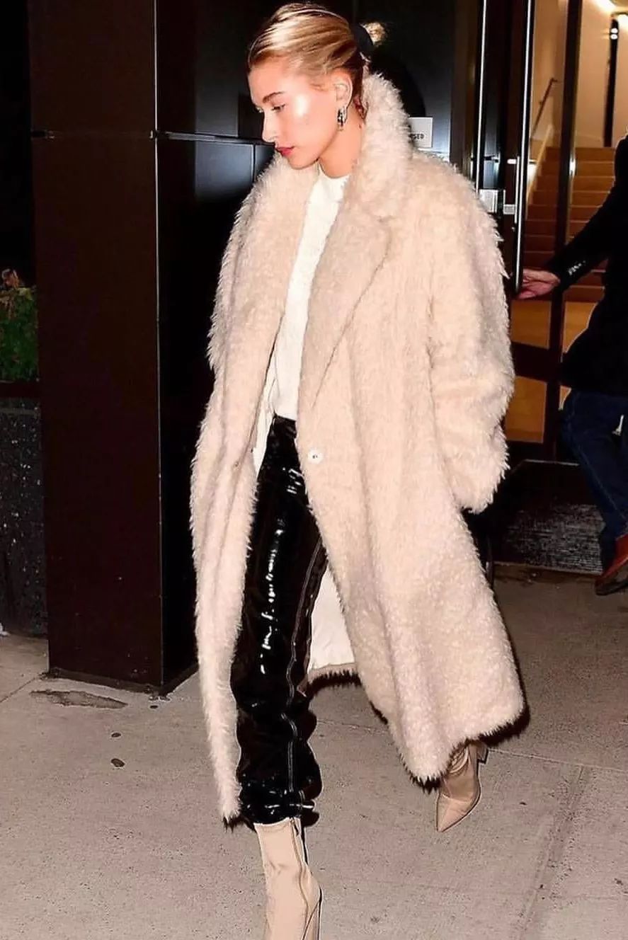 大衣买哪些经典不过时,哪些牌子的大衣值得推荐