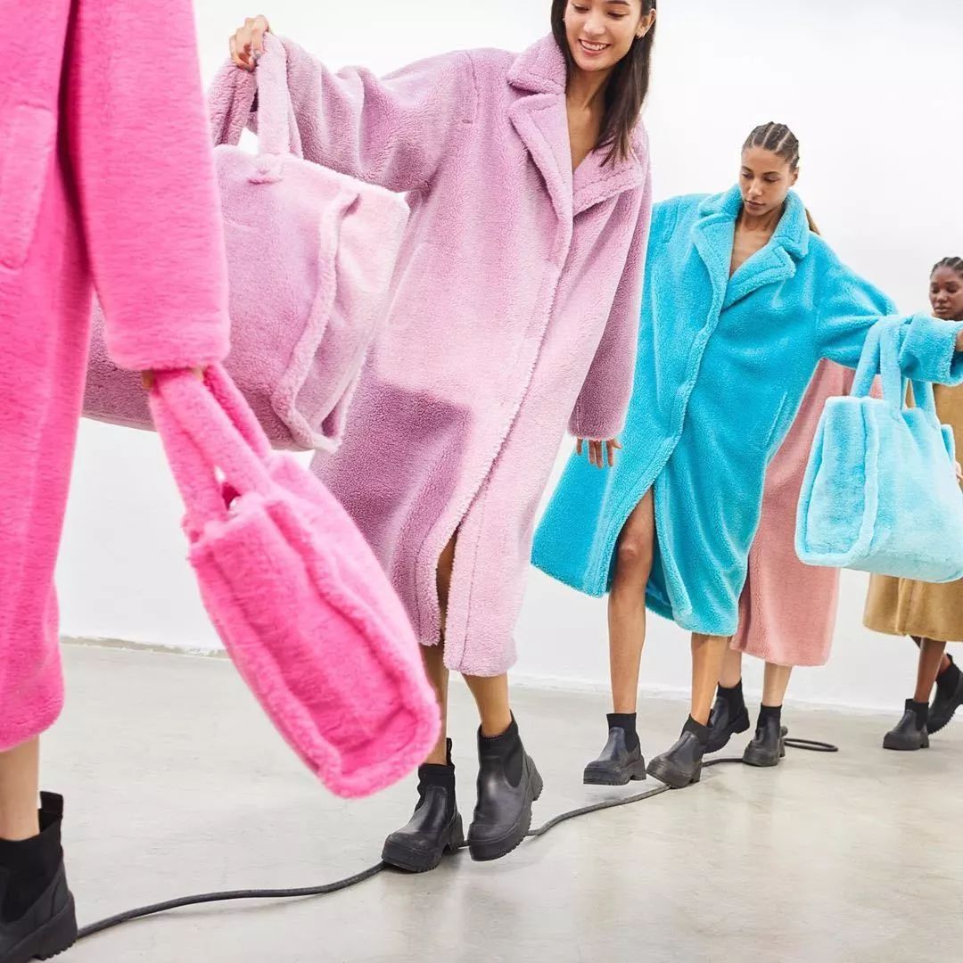 大衣买哪些经典不过时,哪些牌子的大衣值得推荐