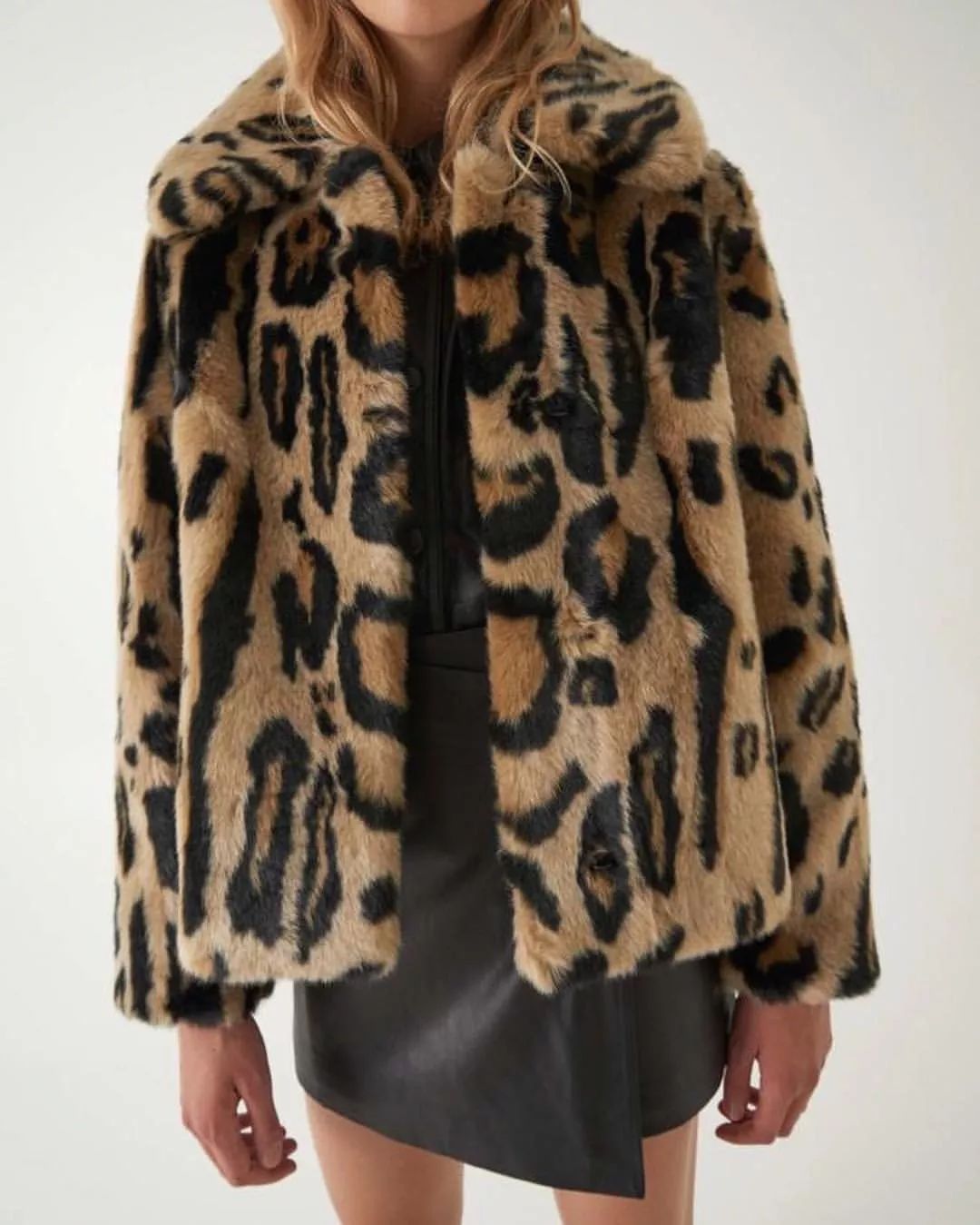 大衣买哪些经典不过时,哪些牌子的大衣值得推荐