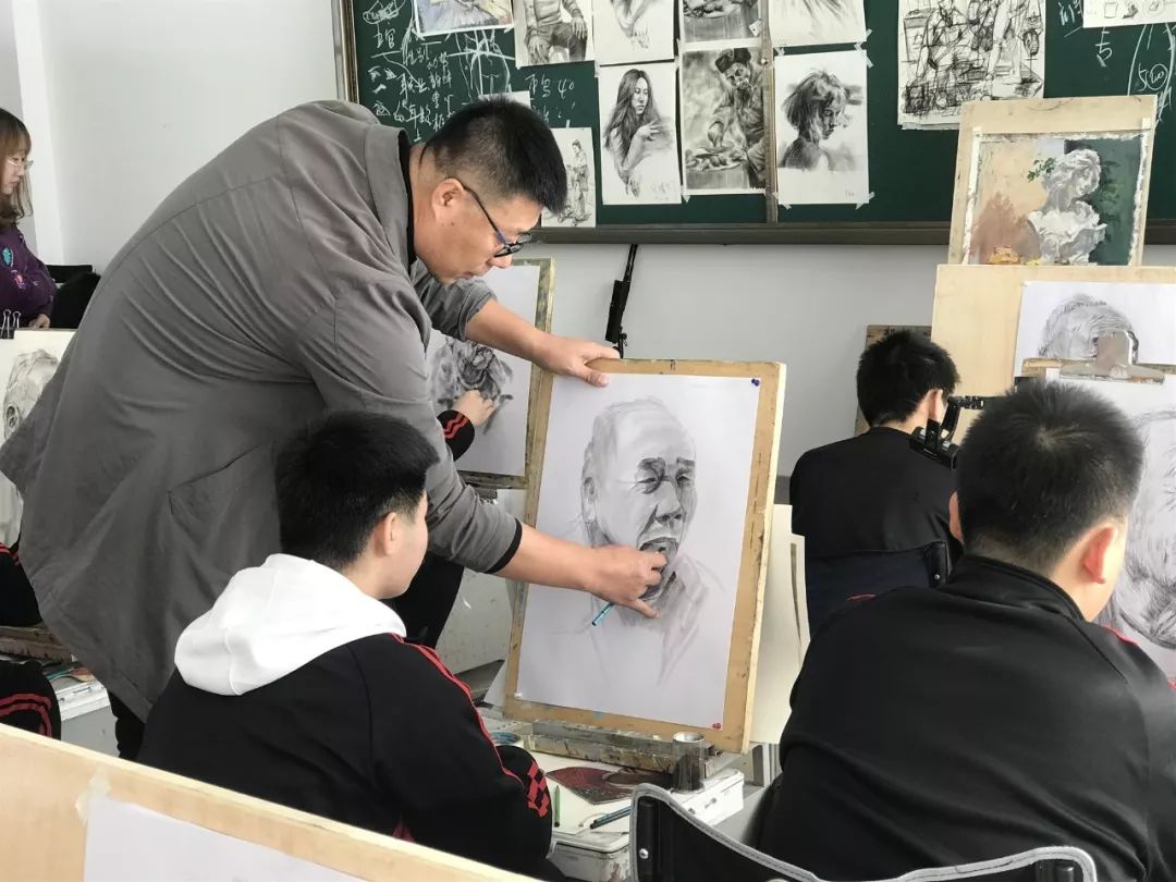 营口开发区第二高级中学高考成绩,营口开发区第二高级中学怎么样