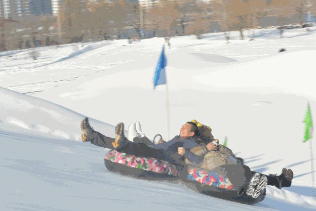 湖北最近的滑雪场,湖北哪的滑雪场有跳台