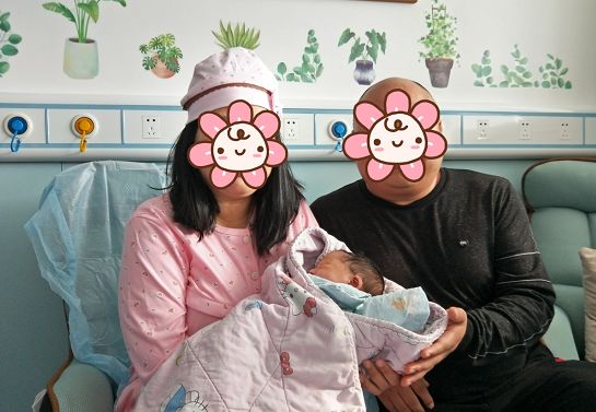 女子备孕十几年不知道自己怀孕,女子备孕十年未怀孕