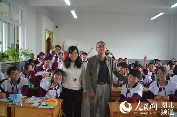 2019利川最美教师视频,最美教师20年坚守山村小学