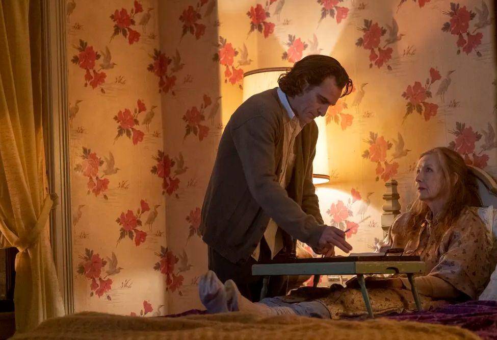 43万人打出8.9高分反转电影,38万人打出8.7的高分电影