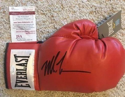 一双拳套多少钱,一副拳套3000块