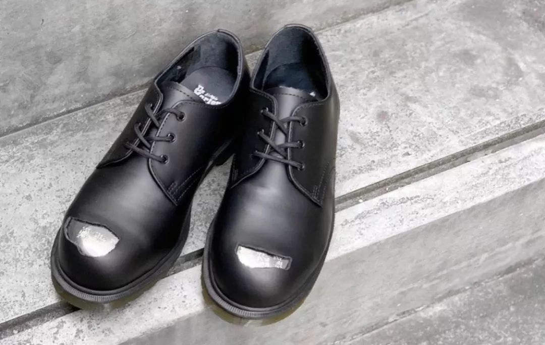 2020年最火的黑色马丁靴,2022年马丁靴还会流行吗