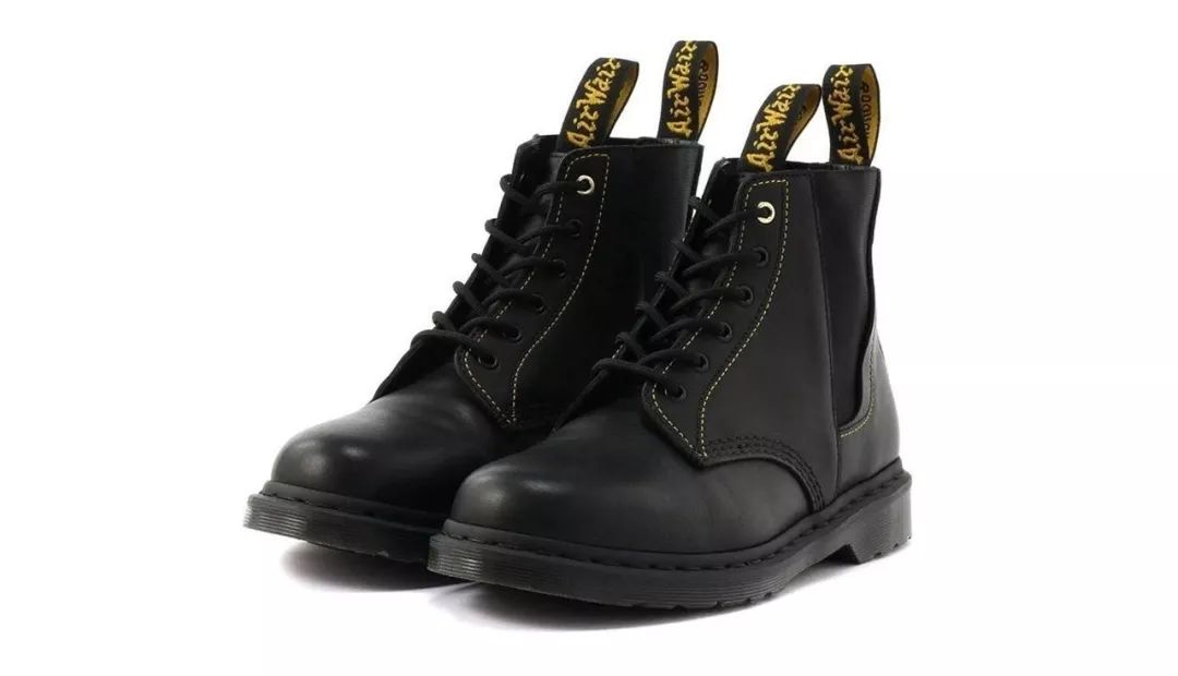 2020年最火的黑色马丁靴,2022年马丁靴还会流行吗