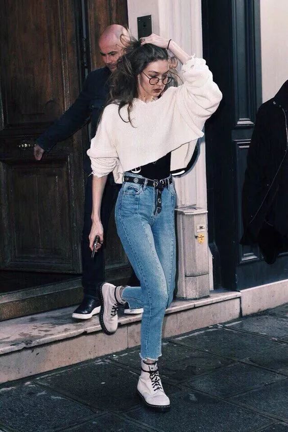 秋冬季马丁靴怎么穿显瘦,秋冬最火的马丁靴百搭时髦帅炸了