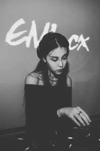 LOOK|彭磊来了·深圳「国货市集」