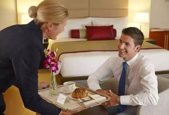 不要只带走沐浴液、拖鞋，五星级酒店房费住到最值的秘密