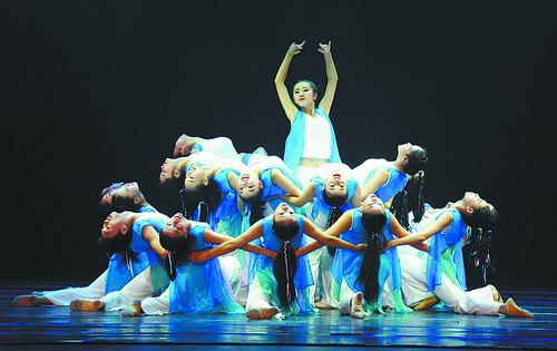 曾三易校址四易其名海沧中学明天举行建校70周年纪念大会