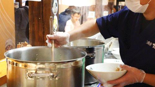 西单必吃的神级小店！仅凭①碗鸡汤拉面，圈粉无数人