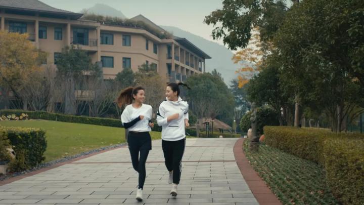 无边泳池温泉度假四川,无边泳池温泉度假游乐设施