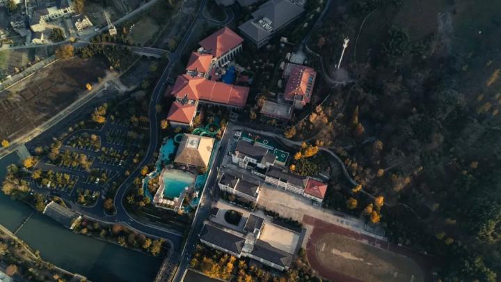 无边泳池温泉度假四川,无边泳池温泉度假游乐设施