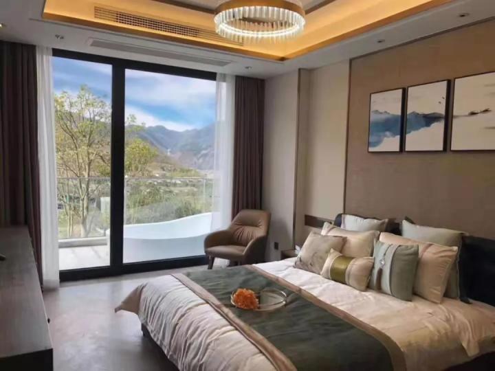 无边泳池温泉度假四川,无边泳池温泉度假游乐设施