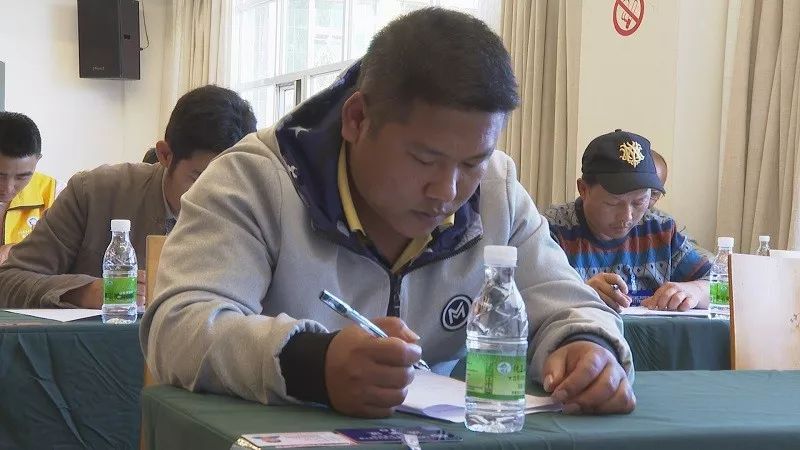 云南省焊接技能大赛,云南省割胶技术培训视频