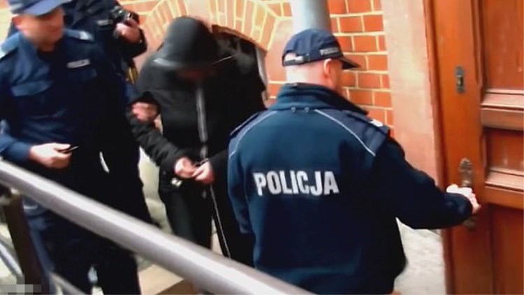 27岁母亲杀幼儿,28岁母亲杀四娃