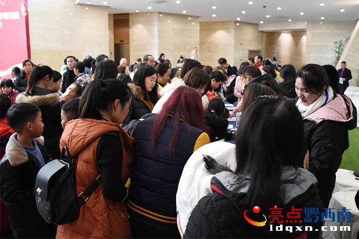 爱家读书刘旭静抖音号,爱家读书创始人刘旭静视频