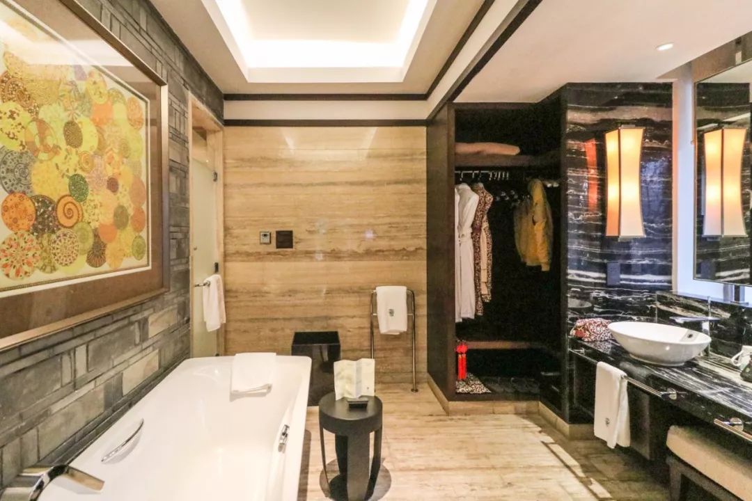 山水环抱、私汤入户|是时候造访全球首家悦榕庄温泉度假村了