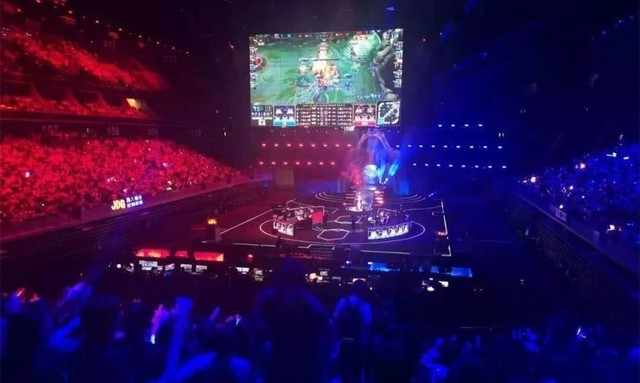 5大装备走向独立2019年电竞行业化驶入快车道