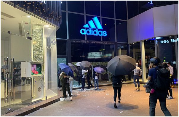 adidas刘亦菲代言视频,adidas新广告刘亦菲杨颖