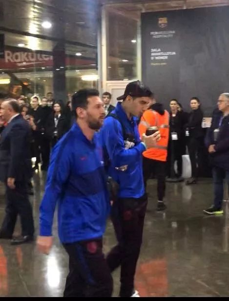 巴萨在诺坎普胜皇马多少次,在诺坎普看日落