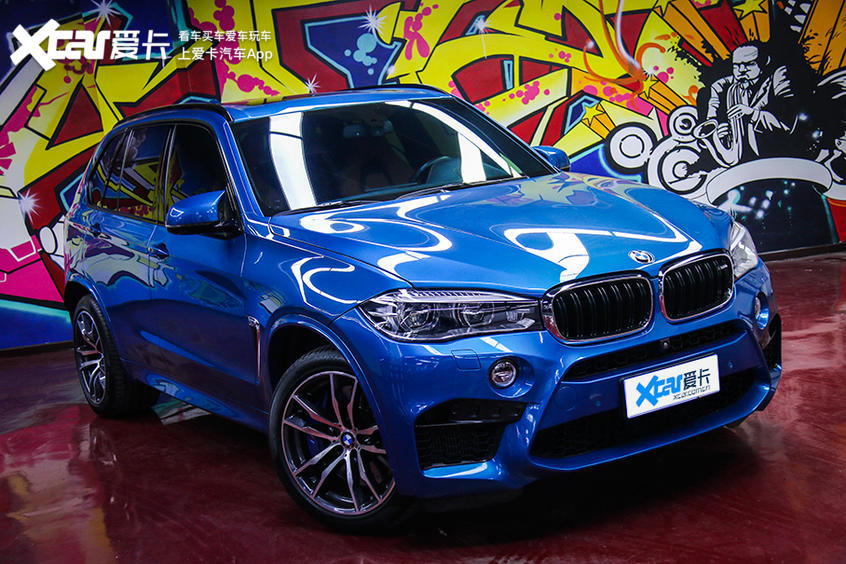 有钱人都买什么物件,现在年轻人能买哪些二手车