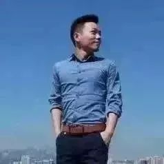 夜读梁梁,夜读壁灯