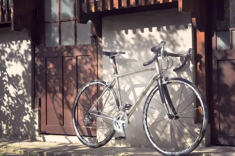 碳钢架和金属架哪一款好,铝架和钢架怎么选