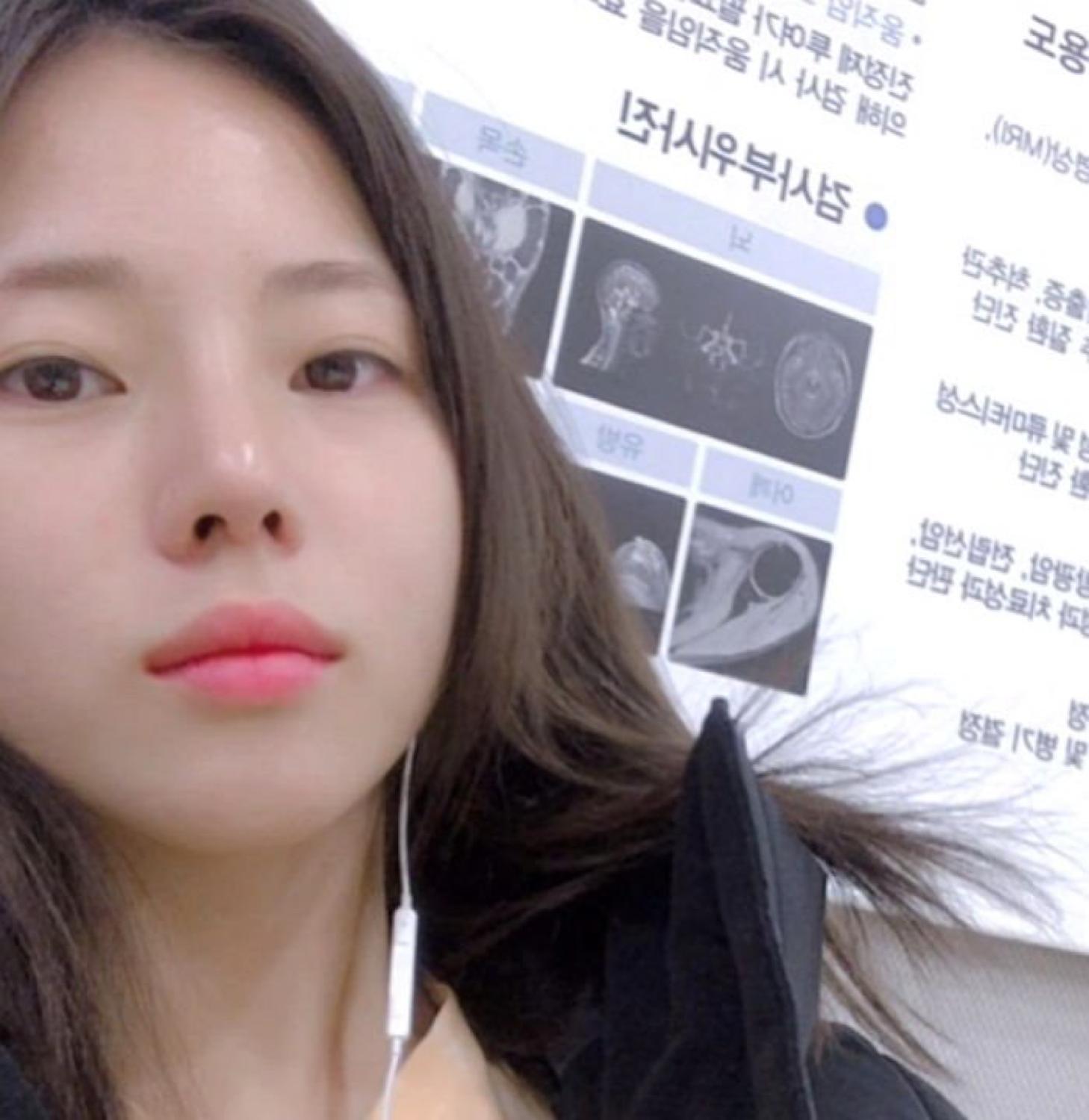 足球女神周秀珍撞脸秀智？她究竟是谁？