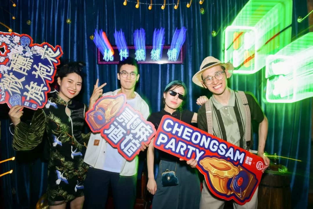 人人人！成都露天约会圣地“贰麻”，开出杭州首店！谢霆锋张靓颖都曾是座上宾