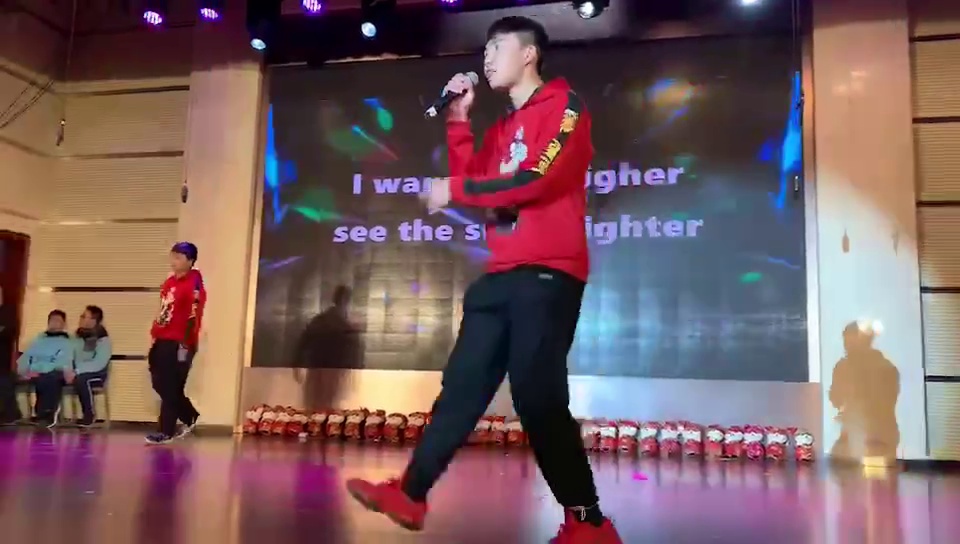 叶浅予建兰学校迎新晚会,杭州建兰中学迎新晚会