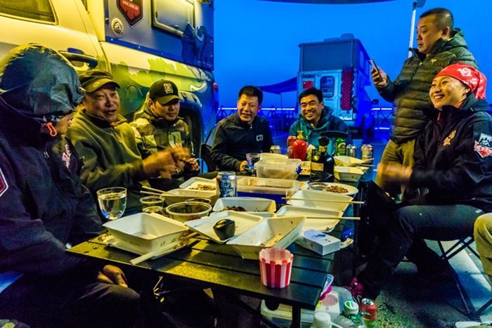 旅美速腾d-max激情者四驱越野房车,旅美速腾房车俱乐部穿越无人区