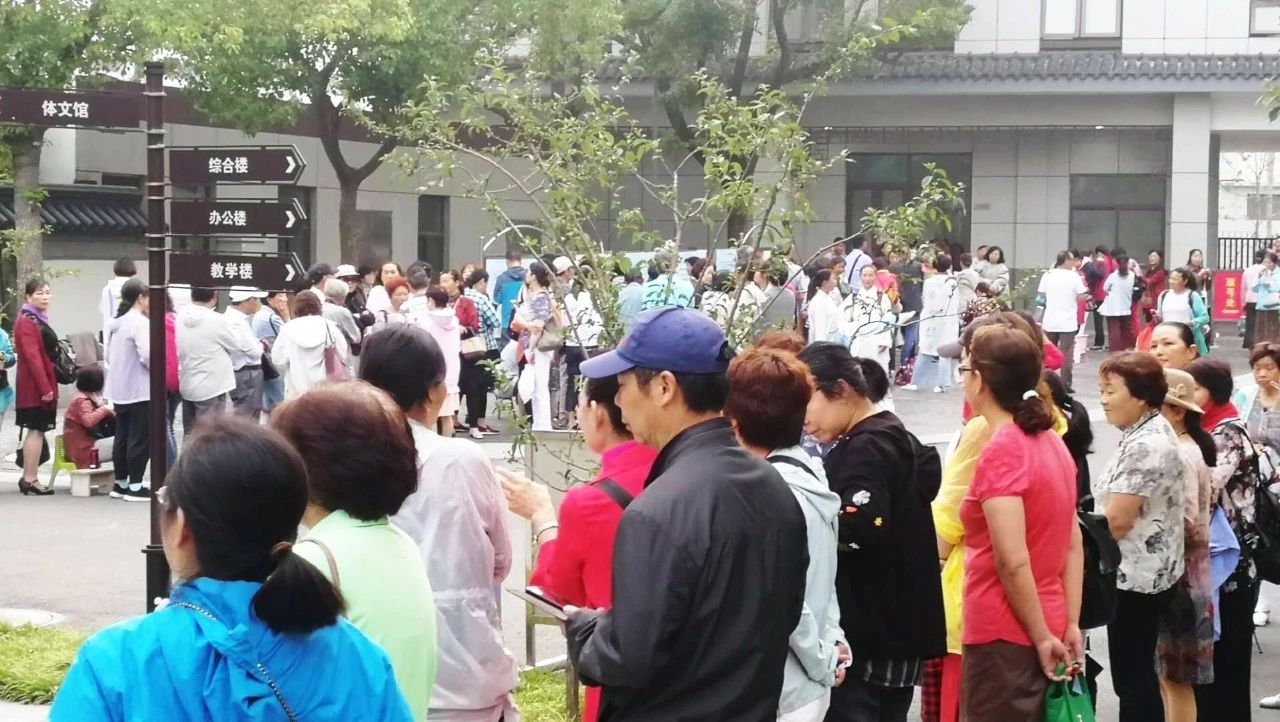 报告老师，我不配选课