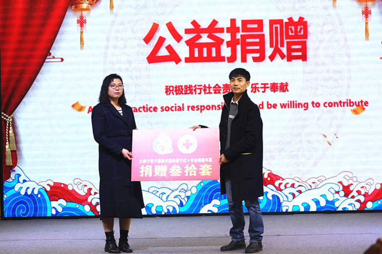 99元买一送一旅游团,99包邮买一送一