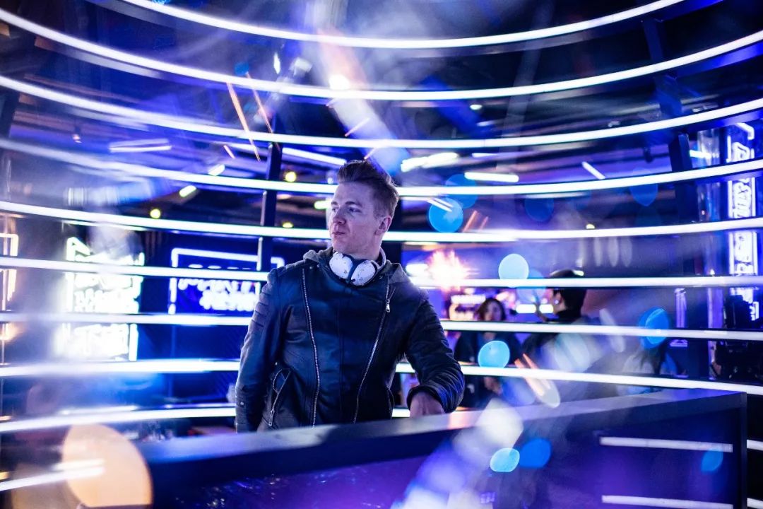 这些名流明星办的派对，也太惊人了吧