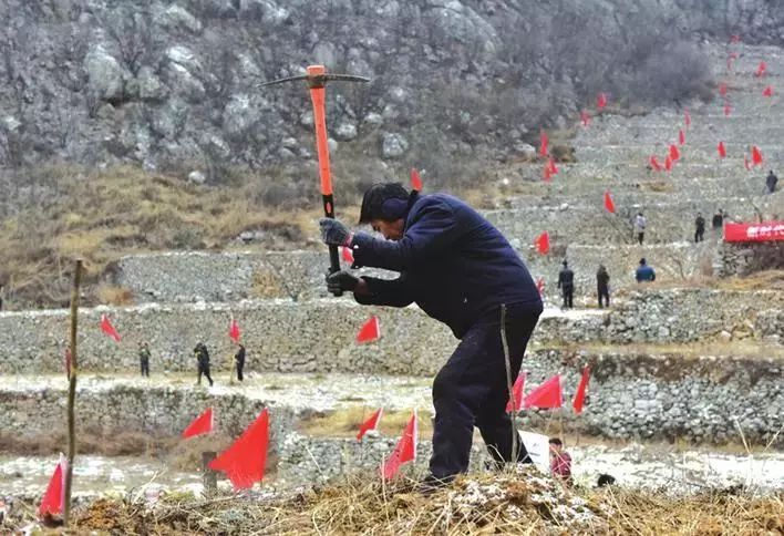 太行新愚公摘要,太行新愚公指的是