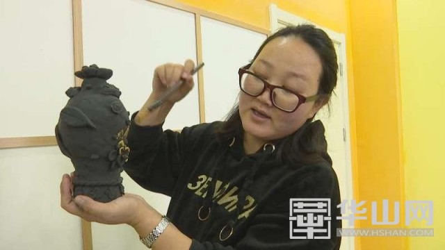 临渭区校外特色课程展示,青铜器剪纸